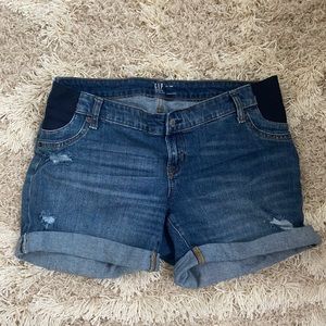GAP Distressed Rolled Hem Maternity Shorts